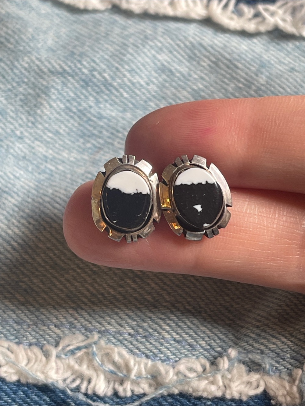 Sterling Silver white buffalo stud earrings new without tags